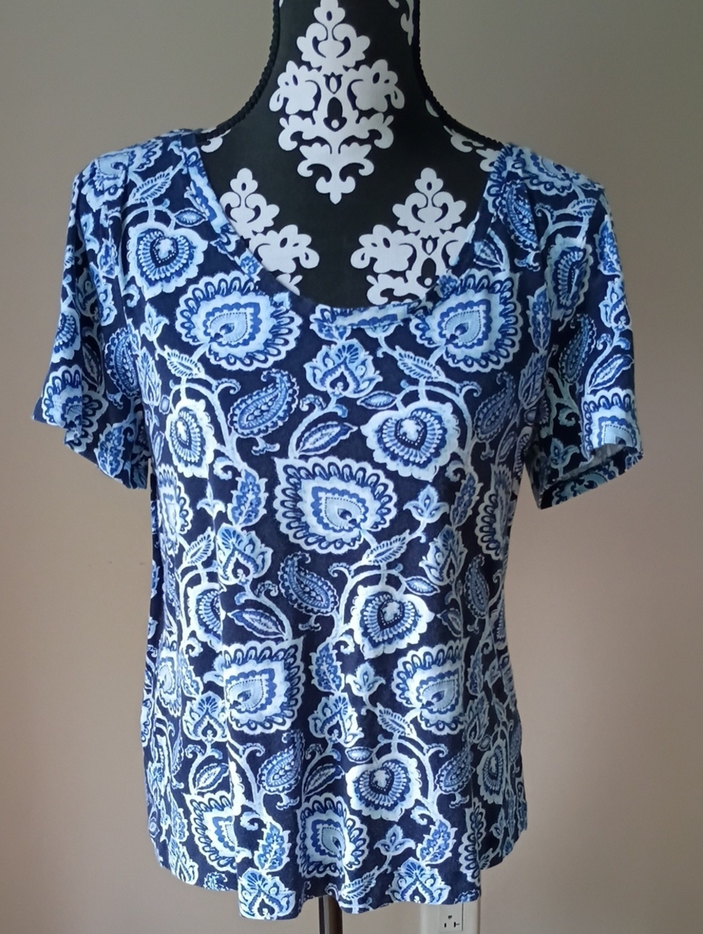 Soft Surroundings Blue Paisley Print Short Sleeve